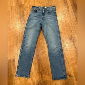 Levi’s Wedgie Straight sz25